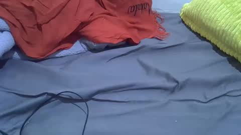 Queen online show from 04-14-26, 11:38