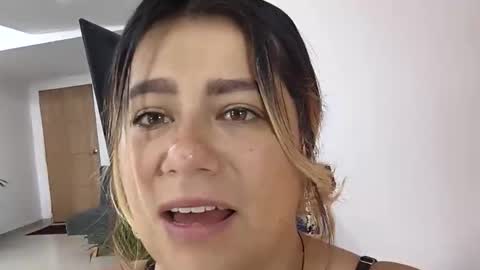 Bella Valery online show from 04-14-26, 01:28