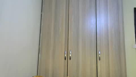 Ocean  online show from 10-21-25, 03:57