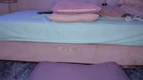 Snapshot of sweet_booty1 chatting on 02-19-25, 11:25 Chelsy online show from 02-19-25, 11:25