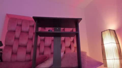 Snapshot of sweet_booty1 chatting on 11-24-25, 12:16 Chelsy online show from 11-24-25, 12:16