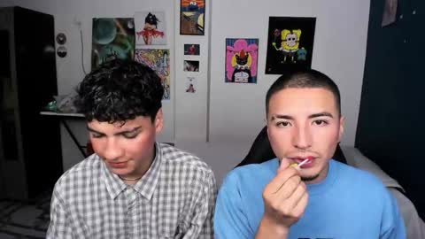 Snapshot of sweet_boys_xx chatting on 09-11-25, 12:05 CristianBrayan PVT OPEN online show from 09-11-25, 12:05