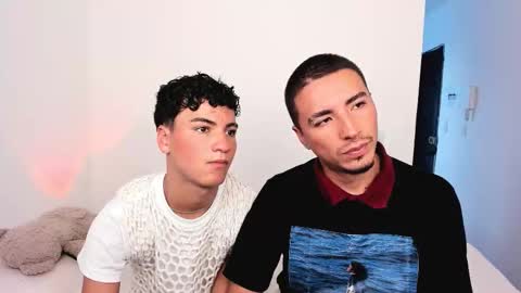 Snapshot of sweet_boys_xx chatting on 10-27-25, 09:19 CristianBrayan PVT OPEN online show from 10-27-25, 09:19