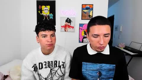 Snapshot of sweet_boys_xx chatting on 11-25-25, 03:50 CristianBrayan PVT OPEN online show from 11-25-25, 03:50