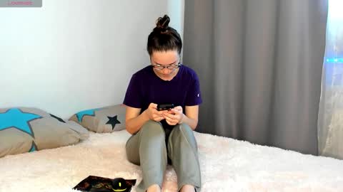 Christina online show from 10-21-25, 09:21