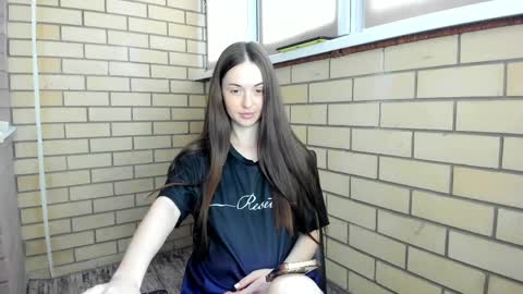Christina online show from 05-15-26, 10:22