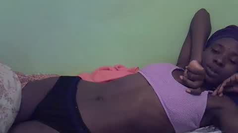 Snapshot of sweet_candie01 chatting on 11-07-25, 06:41 sweet_candie01 online show from 11-07-25, 06:41