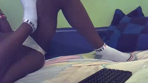 Snapshot of sweet_candie01 chatting on 11-12-25, 02:06 sweet_candie01 online show from 11-12-25, 02:06