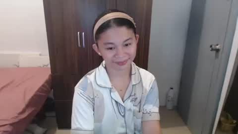 sweet_cassyxx online show from 01-08-26, 02:03