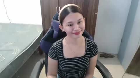 sweet_cassyxx online show from 05-13-26, 09:50