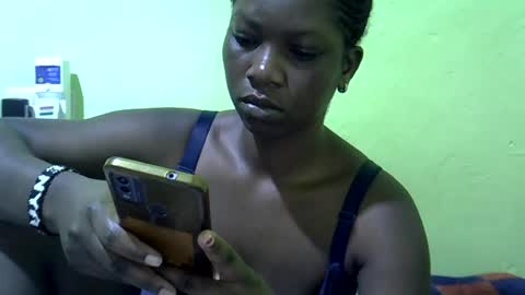 Snapshot of sweet_cherie1 chatting on 06-24-26, 04:11 sweet_cherie1 online show from 06-24-26, 04:11