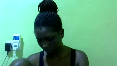 Snapshot of sweet_cherie1 chatting on 06-25-26, 07:02 sweet_cherie1 online show from 06-25-26, 07:02