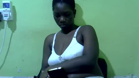 Snapshot of sweet_cherie1 chatting on 06-29-26, 05:57 sweet_cherie1 online show from 06-29-26, 05:57
