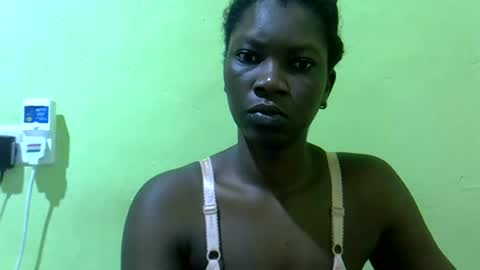 Snapshot of sweet_cherie1 chatting on 06-30-26, 04:13 sweet_cherie1 online show from 06-30-26, 04:13