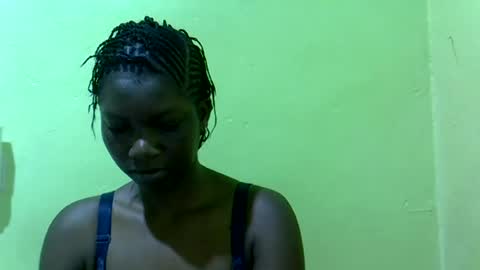 Snapshot of sweet_cherie1 chatting on 07-08-26, 03:44 sweet_cherie1 online show from 07-08-26, 03:44