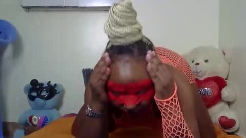 Snapshot of sweet_cindy5 chatting on 11-24-25, 11:54 sweet_cindy5 online show from 11-24-25, 11:54