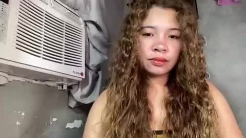 Snapshot of sweet_daisy04 chatting on 04-26-26, 10:18 Daisy online show from 04-26-26, 10:18