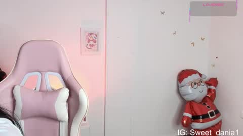 sweet_dania_ online show from 02-02-26, 02:10