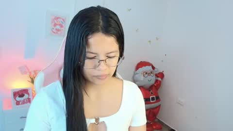sweet_dania_ online show from 02-09-26, 09:57