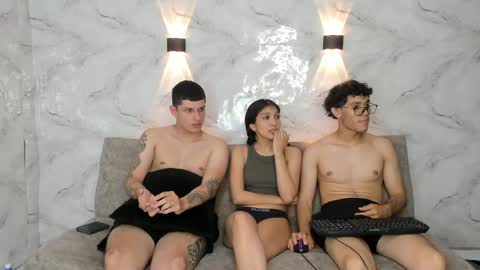 Mason - Amber - Ethan online show from 04-18-26, 12:14