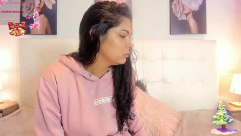 Kendra online show from 12-29-24, 12:23