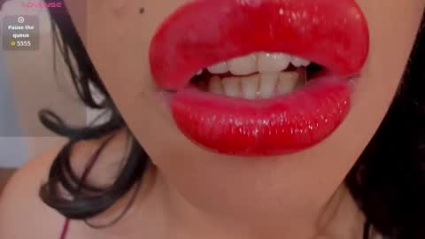 Snapshot of sweet_eliizabeth chatting on 05-09-26, 01:05 sweet_eliizabeth online show from 05-09-26, 01:05