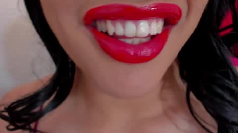 Snapshot of sweet_eliizabeth chatting on 05-16-26, 01:32 sweet_eliizabeth online show from 05-16-26, 01:32