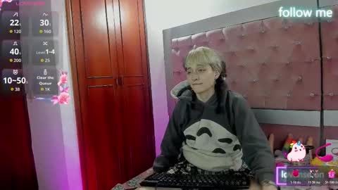  emmili  online show from 01-14-26, 12:22