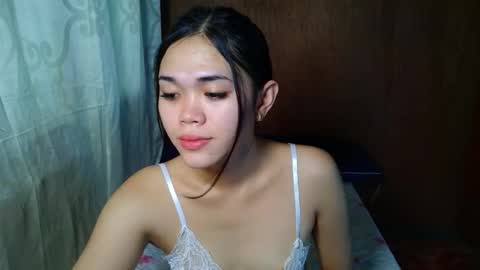 Snapshot of sweet_fantazies chatting on 02-24-26, 04:10 LIRA AND RIO online show from 02-24-26, 04:10