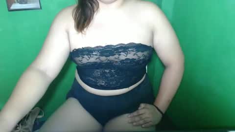 sweet_frex123 online show from 10-07-25, 02:42