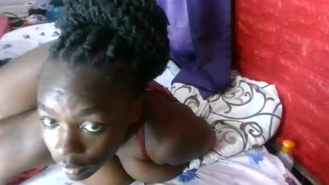 Snapshot of sweet_hennessey chatting on 06-19-26, 08:45 sweet_hennessey online show from 06-19-26, 08:45