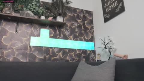 Snapshot of sweet_kitty2000 chatting on 02-07-25, 05:31 Alesy online show from 02-07-25, 05:31