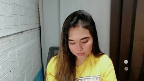 LAIKA online show from 12-28-24, 03:37