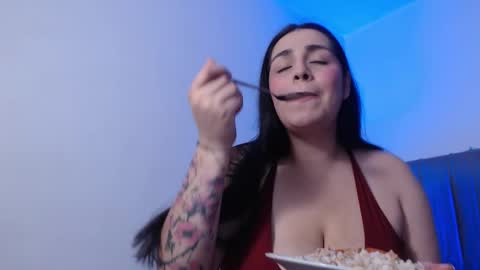 Leah online show from 12-03-25, 01:24