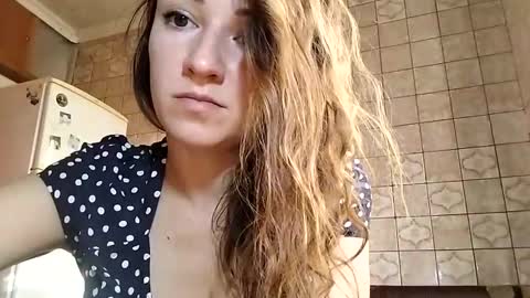 Anna online show from 02-08-25, 01:01