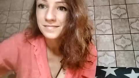 Snapshot of sweet_lilgirl_x chatting on 07-06-26, 07:27 Anna online show from 07-06-26, 07:27