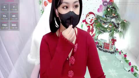 Lily online show from 12-03-25, 09:24