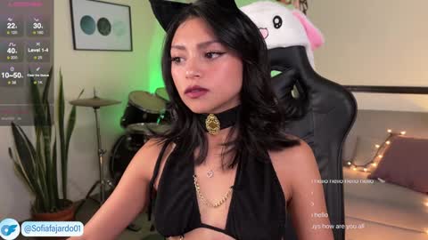 Snapshot of sweet_littleee chatting on 12-11-24, 02:09 free private online show from 12-11-24, 02:09