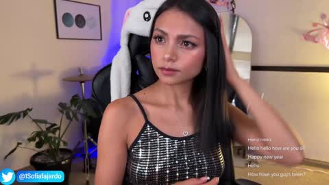 Snapshot of sweet_littleee chatting on 01-09-25, 03:15 free private online show from 01-09-25, 03:15