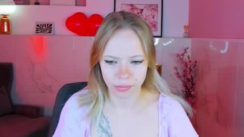 Lucy online show from 02-11-26, 06:07