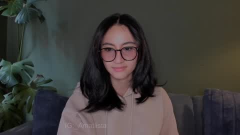 Snapshot of sweet_mara_cat chatting on 01-31-25, 04:48 Mor online show from 01-31-25, 04:48