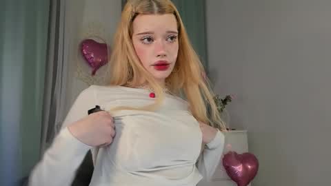 Melissa. Join me on Fansly link in social medias online show from 02-13-26, 09:00