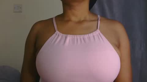 Queen debby online show from 03-01-26, 03:36