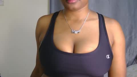 Queen debby online show from 03-09-26, 06:23
