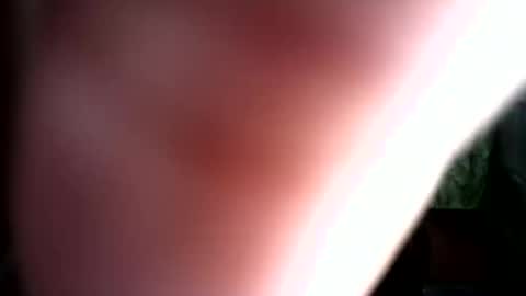 Snapshot of sweet_milkshake2004 chatting on 10-17-25, 01:20 sweet_milkshake2004 online show from 10-17-25, 01:20