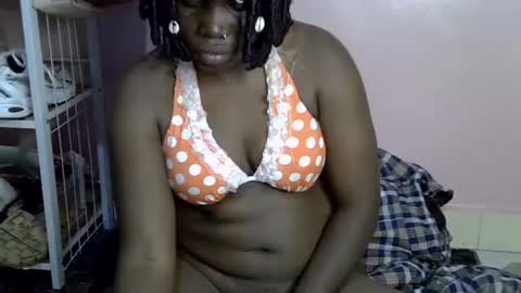 Lisa online show from 04-06-26, 12:08