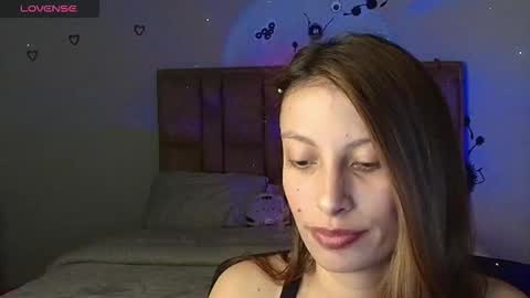 sweet_moon_v_ online show from 01-09-26, 11:28