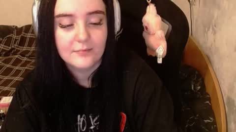 sweet_my_dream online show from 09-15-25, 04:18