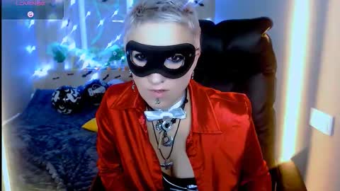 sweet_n_strong online show from 10-27-25, 08:29