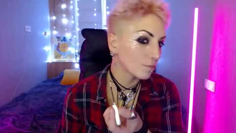 sweet_n_strong online show from 12-15-25, 12:31